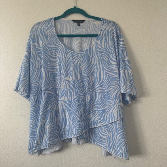 Yak & Yeti Women's Oversized Lightweight Zebra Stripe Blue Tee - Lg/XL‎ NWOT - Picture 1 of 5